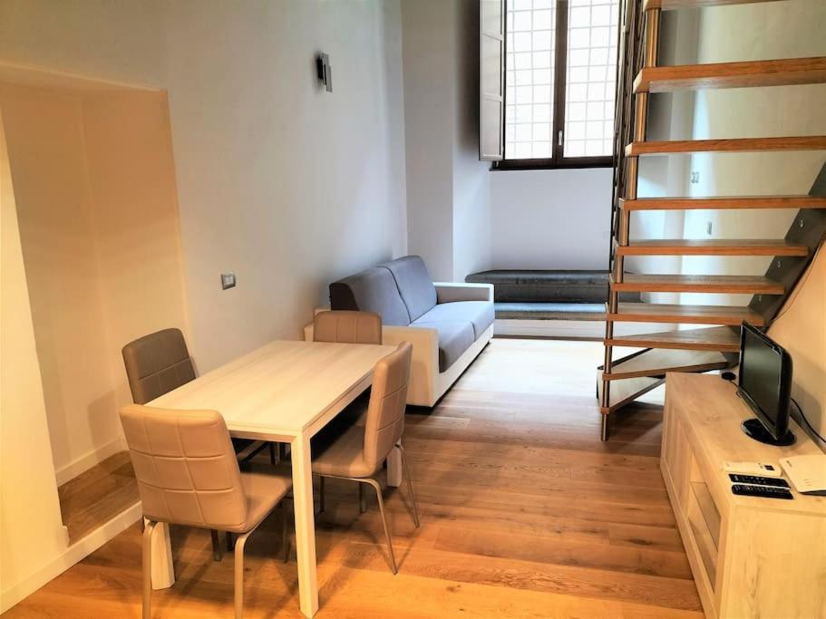 Pandolfini Apartment- With 2 Bedrooms * Florencia