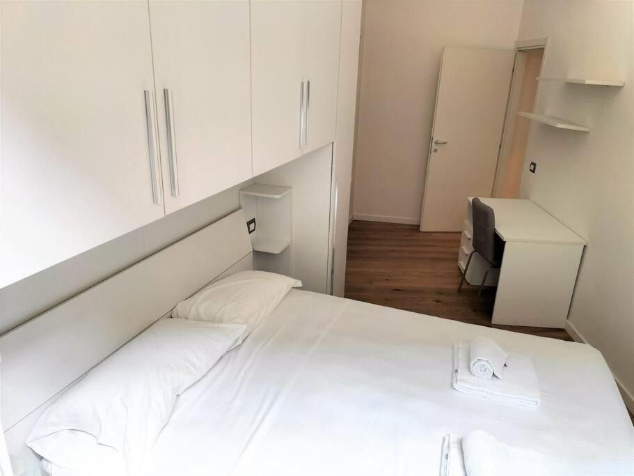 Pandolfini Apartment- With 2 Bedrooms Florencia
